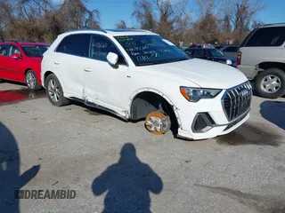 2021 Audi Q3 S line Premium with VIN WA1DECF38M1016138, listed as a IAAI auction lot 41075560 with 82,011 mi miles. Bid and sale history available at carsss.com. Image 1.