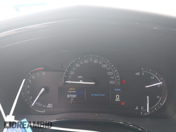 2019 Cadillac XT5 Luxury FWD z VIN 1GYKNCRSXKZ286643, wystawiony jako IAAI lot #42129213 z przebiegiem 87 091 mil mil oraz . Historia ofert i sprzedaży dostępna na DreamBid. Obrazek 7.