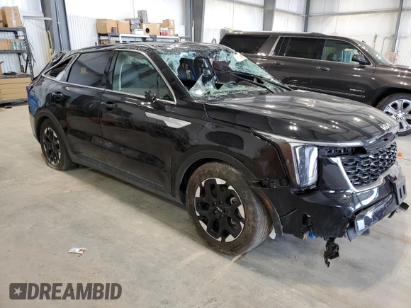 2024 Kia Sorento S with VIN 5XYRL4JCXRG275381, listed as a Copart auction lot 64284355 with 36,771 mi miles and Clean title. Bid and sale history available at DreamBid. Image 4.