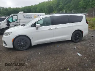 2022 Chrysler Pacifica Touring L with VIN 2C4RC1BG3NR153581, listed as a Copart auction lot 55413585 with 97,692 mi miles and Salvage title. Bid and sale history available at DreamBid. Image 1.