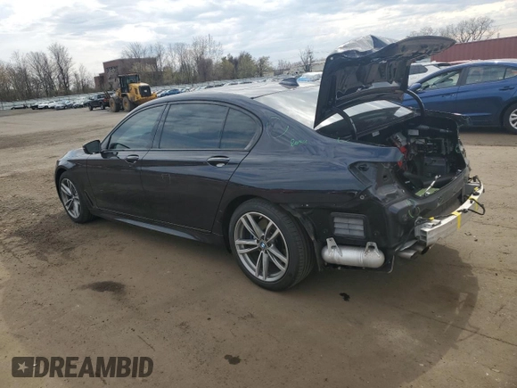 2019 BMW 7 Series 750i xDrive with VIN WBA7F2C58KB239624, listed as a Copart auction lot 53781025 with 87,894 mi miles and Salvage title. Bid and sale history available at DreamBid. Image 2.