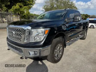 2017 Nissan Titan XD SL with VIN 1N6BA1F4XHN565096, listed as a Copart auction lot 42007065 with 166,176 mi miles and Clean Title. Bid and sale history available at carsss.com. Image 1.