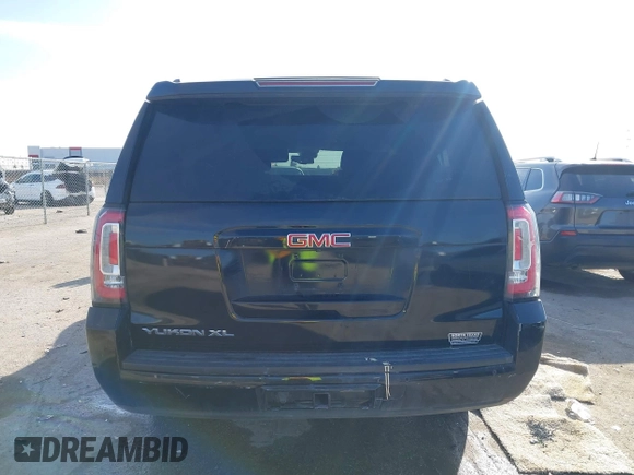 2016 GMC Yukon XL SLE with VIN 1GKS1FKCXGR119362, listed as a IAAI auction lot 41240298 with 234,175 mi miles. Bid and sale history available at carsss.com. Image 16.