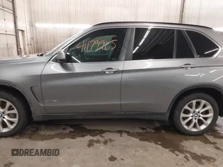 2016 BMW X5 xDrive35i z VIN 5UXKR0C5XG0U12540, wystawiony jako IAAI lot #41179965 z przebiegiem 75 997 mil mil oraz . Historia ofert i sprzedaży dostępna na DreamBid. Obrazek 15.
