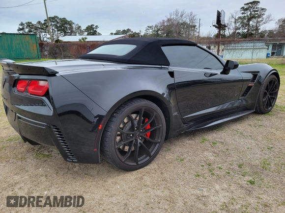 2019 Chevrolet Corvette Grand Sport 2LT with VIN 1G1YY3D72K5121941, listed as a IAAI auction lot 41640008 with 33,476 mi miles. Bid and sale history available at carsss.com. Image 4.