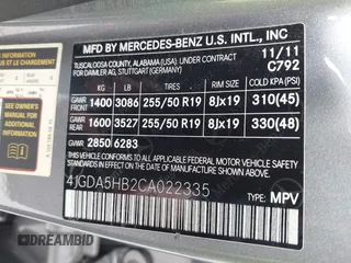 2012 Mercedes-Benz M ML 350 with VIN 4JGDA5HB2CA022335, listed as a IAAI auction lot 42045828 with 162,328 mi miles. Bid and sale history available at carsss.com. Image 9.