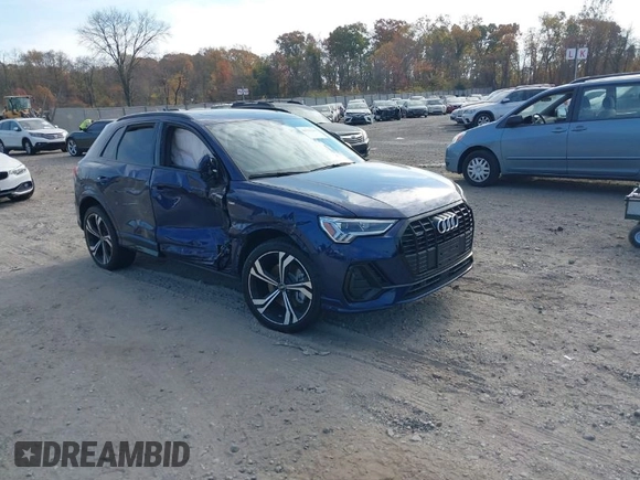 2024 Audi Q3 S line Premium Plus z VIN WA1EECF39R1107267, wystawiony jako IAAI lot #40791219 z przebiegiem 26 658 mil mil oraz . Historia ofert i sprzedaży dostępna na DreamBid. Obrazek 1.