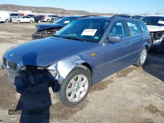 2002 BMW 3 Series 325i with VIN WBAEN33492EZ15195, listed as a IAAI auction lot 38505385 with 134,992 mi miles. Bid and sale history available at carsss.com. Image 2.
