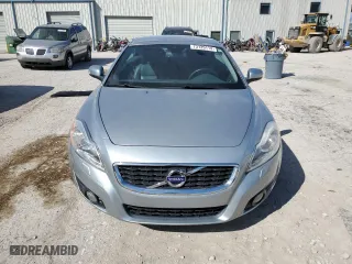 2012 Volvo C70 T5 with VIN YV1672MC8CJ127481, listed as a Copart auction lot 73129114 with 102,167 mi miles and Salvage Title. Bid and sale history available at carsss.com. Image 5.
