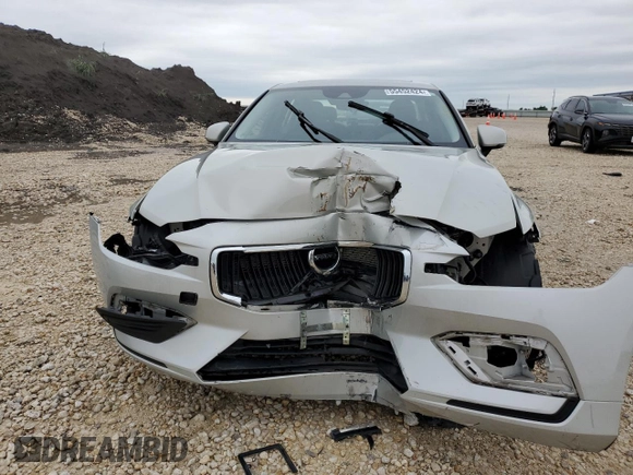 2019 Volvo S60 Momentum with VIN 7JR102FK6KG001352, listed as a Copart auction lot 55452424 with 54,636 mi miles and Salvage Title. Bid and sale history available at carsss.com. Image 5.