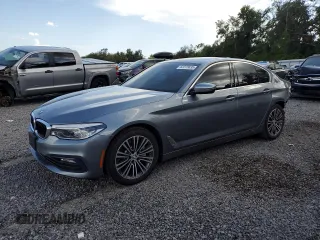 2017 BMW 5 Series 540i xDrive with VIN WBAJE7C33HG887422, listed as a Copart auction lot 62275635 with 39,318 mi miles and Salvage title. Bid and sale history available at DreamBid. Image 1.