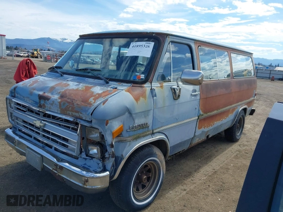 1987 Chevrolet Express Beauville with VIN 1GNEG25K8H7100722, listed as a IAAI auction lot 41895326 with 68,759 mi miles. Bid and sale history available at carsss.com. Image 2.