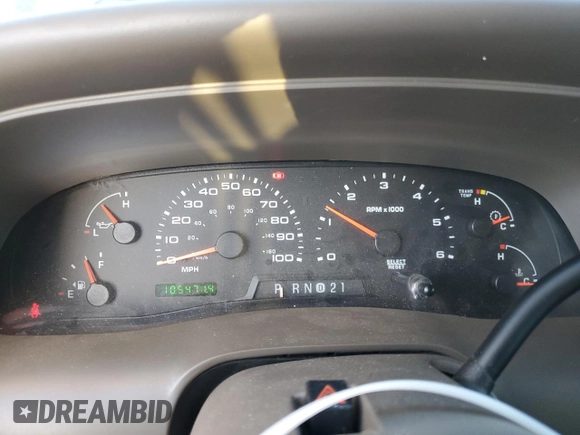 2002 Ford Excursion XLT with VIN 1FMNU41SX2EA41688, listed as a Copart auction lot 81190734 with 105,471 mi miles and Clean Title. Bid and sale history available at DreamBid. Image 9.