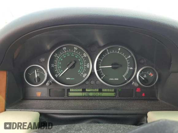 2005 Land Rover Range Rover HSE with VIN SALME11435A188453, listed as a Copart auction lot 59222005 with 198,400 mi miles and Salvage title. Bid and sale history available at DreamBid. Image 9.