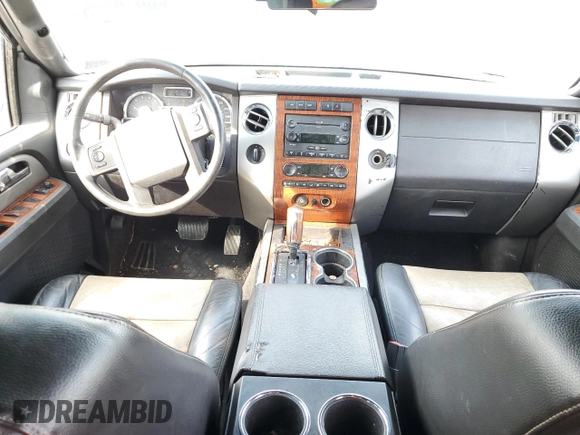 2007 Ford Expedition Eddie Bauer z VIN 1FMFU18567LA74158, wystawiony jako Copart lot #60970275 z przebiegiem 219 450 mil mil oraz Szkoda całkowita • Salvage title. Historia ofert i sprzedaży dostępna na DreamBid. Obrazek 8.