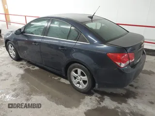 2014 Chevrolet Cruze 1LT z VIN 1G1PC5SB6E7178357, wystawiony jako IAAI lot #41724931 z przebiegiem 122 786 mil mil oraz . Historia ofert i sprzedaży dostępna na DreamBid. Obrazek 3.