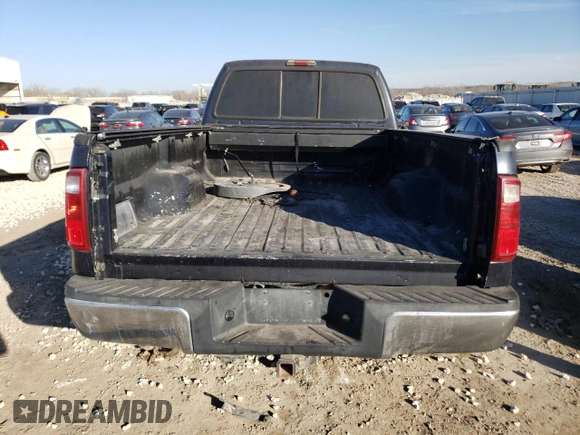 2004 Ford F-250 XL z VIN 1FTNW21P04EA35643, wystawiony jako Copart lot #40755184 z przebiegiem Nie podano mil oraz Szkoda całkowita • Salvage title. Historia ofert i sprzedaży dostępna na DreamBid. Obrazek 6.