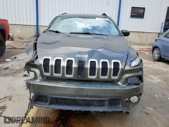 2015 Jeep Cherokee Latitude with VIN 1C4PJMCS7FW636386, listed as a Copart auction lot 75179484 with 169,815 mi miles and Non Repairable. Bid and sale history available at DreamBid. Image 5.