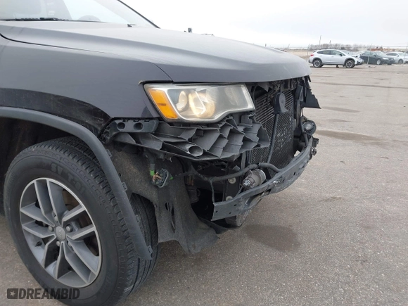 2018 Jeep Grand Cherokee Limited with VIN 1C4RJFBG8JC361638, listed as a IAAI auction lot 41431613 with 124,263 mi miles. Bid and sale history available at carsss.com. Image 17.