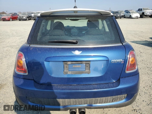 2008 MINI Hardtop S with VIN WMWMF73518TV37788, listed as a Copart auction lot 43119535 with 129,492 mi miles and Salvage Title. Bid and sale history available at DreamBid. Image 6.