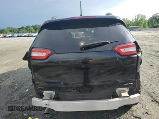 2016 Jeep Cherokee Sport z VIN 1C4PJLAB2GW257018, wystawiony jako Copart lot #55560405 z przebiegiem 97 105 mil mil oraz Szkoda całkowita • Salvage title. Historia ofert i sprzedaży dostępna na DreamBid. Obrazek 6.