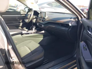 2023 Nissan Altima SV z VIN 1N4BL4DV3PN353476, wystawiony jako IAAI lot #42259077 z przebiegiem 26 201 mil mil oraz . Historia ofert i sprzedaży dostępna na DreamBid. Obrazek 5.