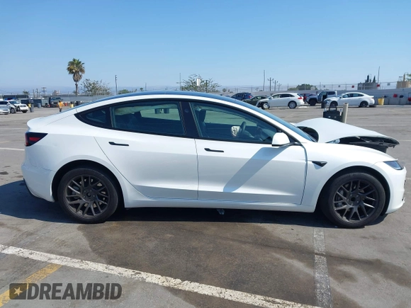 2025 Tesla Model 3 Long Range with VIN 5YJ3E1EA4SF903567, listed as a IAAI auction lot 42453246 with 19,365 mi miles and . Bid and sale history available at DreamBid. Image 14.