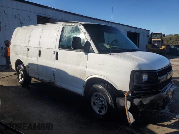 2008 Chevrolet Express Cargo Van with VIN 1GCGG25C681115006, listed as a Copart auction lot 76264604 with 386,126 mi miles and Salvage Title. Bid and sale history available at carsss.com. Image 4.