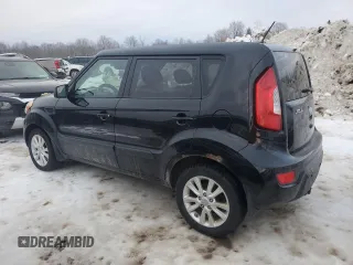 2013 Kia Soul ! with VIN KNDJT2A6XD7619776, listed as a Copart auction lot 46107395 with 111,178 mi miles and Non Repairable. Bid and sale history available at carsss.com. Image 2.