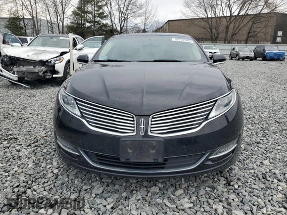 2015 Lincoln MKZ Hybrid with VIN 3LN6L2LU2FR629470, listed as a Copart auction lot 52722945 with 106,839 mi miles and Clean Title. Bid and sale history available at carsss.com. Image 5.