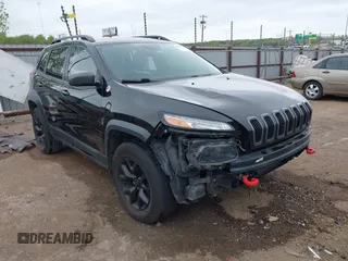 2017 Jeep Cherokee Trailhawk с VIN 1C4PJMBS9HW547360, выставлен на аукционе IAAI как лот 42042363 с пробегом 146 482 миль миль и . История ставок и продаж доступна на DreamBid. Изображение 1.