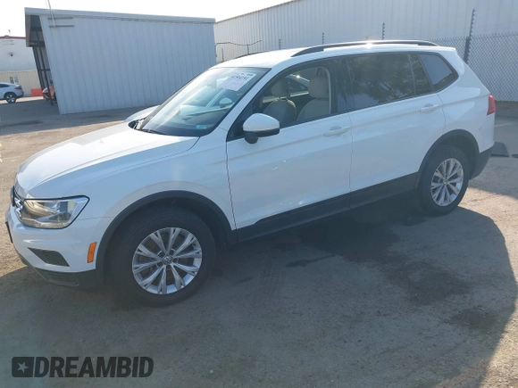 2020 Volkswagen Tiguan S z VIN 3VV1B7AX4LM098567, wystawiony jako IAAI lot #41504191 z przebiegiem 106 012 mil mil oraz . Historia ofert i sprzedaży dostępna na DreamBid. Obrazek 18.