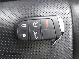 2021 Jeep Grand Cherokee 80th Anniversary z VIN 1C4RJFBG0MC627996, wystawiony jako IAAI lot #41938166 z przebiegiem 83 663 mil mil oraz . Historia ofert i sprzedaży dostępna na DreamBid. Obrazek 11.