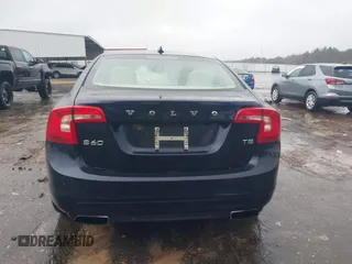 2016 Volvo S60 T5 Drive-E Premier with VIN YV126MFK5G2405660, listed as a IAAI auction lot 41716920 with 91,053 mi miles. Bid and sale history available at carsss.com. Image 16.