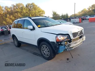 2008 Volvo XC90 I6 with VIN YV4CM982481447638, listed as a IAAI auction lot 40569486 with 150,551 mi miles. Bid and sale history available at carsss.com. Image 1.