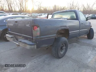 2001 Dodge Ram 2500 with VIN 3B7KC26Z81M259111, listed as a IAAI auction lot 41410635 with 155,724 mi miles. Bid and sale history available at carsss.com. Image 4.