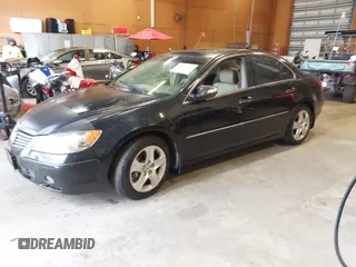 2005 Acura RL with VIN JH4KB16525C014577, listed as a IAAI auction lot 42191120 with 188,720 mi miles and . Bid and sale history available at DreamBid. Image 18.