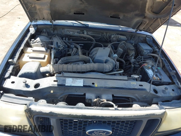 2005 Ford Ranger XL with VIN 1FTYR14U25PA85501, listed as a IAAI auction lot 42064428 with 114,906 mi miles. Bid and sale history available at carsss.com. Image 10.