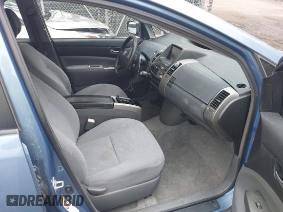 2007 Toyota Prius with VIN JTDKB20U877565552, listed as a IAAI auction lot 40908267 with 176,609 mi miles. Bid and sale history available at carsss.com. Image 5.