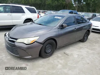 2017 Toyota Camry XLE with VIN 4T1BF1FK5HU662856, listed as a Copart auction lot 58958715 with 260,389 mi miles and Salvage title. Bid and sale history available at DreamBid. Image 1.