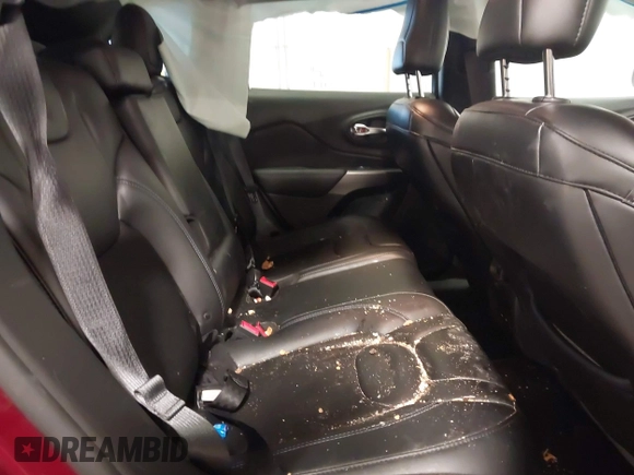 2019 Jeep Cherokee Latitude Plus with VIN 1C4PJMLB6KD465474, listed as a IAAI auction lot 41563058 with 74,680 mi miles. Bid and sale history available at carsss.com. Image 8.