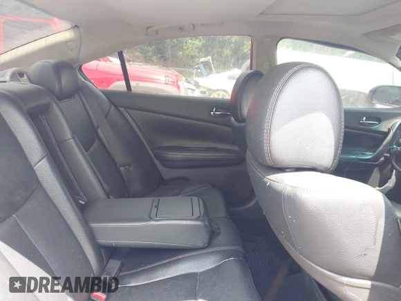 2013 Nissan Maxima SV z VIN 1N4AA5AP5DC828131, wystawiony jako IAAI lot #42456653 z przebiegiem 282 462 mil mil oraz . Historia ofert i sprzedaży dostępna na DreamBid. Obrazek 8.