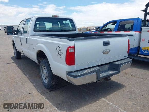 2011 Ford F-250 XL z VIN 1FT7W2B6XBEC15207, wystawiony jako IAAI lot #42484763 z przebiegiem 84 620 mil mil oraz . Historia ofert i sprzedaży dostępna na DreamBid. Obrazek 3.