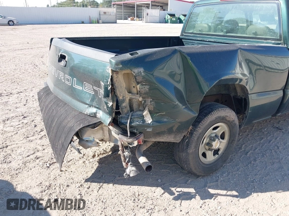 2004 Chevrolet Silverado 1500 LS with VIN 2GCEC19T741274239, listed as a IAAI auction lot 40461498 with 263,905 mi miles. Bid and sale history available at carsss.com. Image 6.