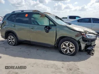 2019 Subaru Forester Premium with VIN JF2SKAEC3KH431370, listed as a Copart auction lot 61427485 with 87,642 mi miles and Salvage title. Bid and sale history available at DreamBid. Image 4.
