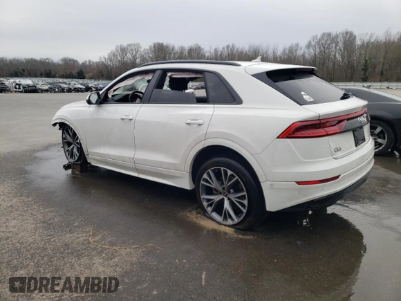 2021 Audi Q8 Premium z VIN WA1AVAF14MD028288, wystawiony jako Copart lot #42691223 z przebiegiem 23 508 mil mil oraz . Historia ofert i sprzedaży dostępna na DreamBid. Obrazek 2.