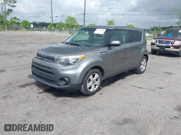 2019 Kia Soul with VIN KNDJN2A27K7673749, listed as a IAAI auction lot 41998848 with 140,858 mi miles. Bid and sale history available at carsss.com. Image 2.