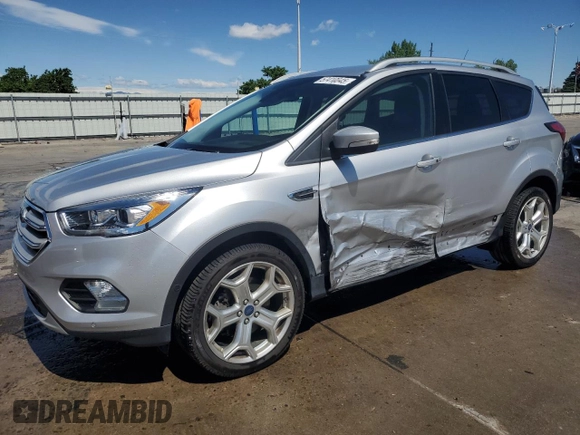 2019 Ford Escape Titanium с VIN 1FMCU9J90KUB85595, выставлен на аукционе Copart как лот 57410045 с пробегом 47 995 миль миль и Списание • Salvage title. История ставок и продаж доступна на DreamBid. Изображение 1.