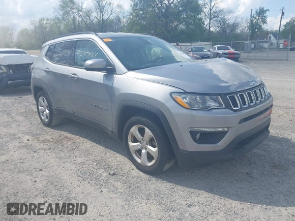 2019 Jeep Compass Altitude z VIN 3C4NJCBB7KT742453, wystawiony jako IAAI lot #42107184 z przebiegiem 97 683 mil mil oraz . Historia ofert i sprzedaży dostępna na DreamBid. Obrazek 1.