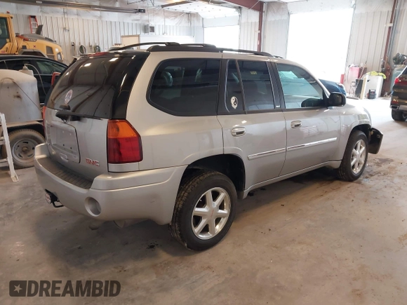 2007 GMC Envoy SLE z VIN 1GKDT13S572152757, wystawiony jako IAAI lot #42095239 z przebiegiem 50 510 mil mil oraz . Historia ofert i sprzedaży dostępna na DreamBid. Obrazek 4.
